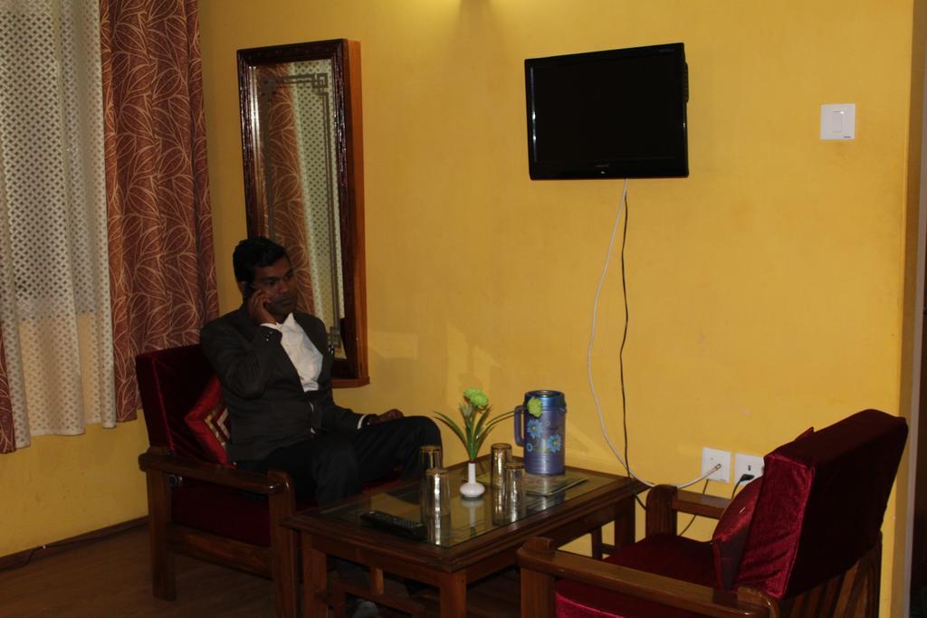 Hôtel The Sikkim Regency à Gangtok Extérieur photo